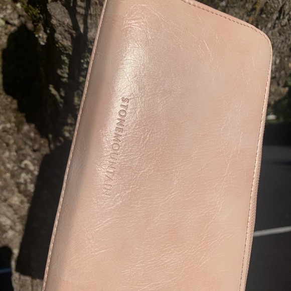 Stone Mountain Accessories Beige and Dark Blue Wallet - Picture 7 of 7